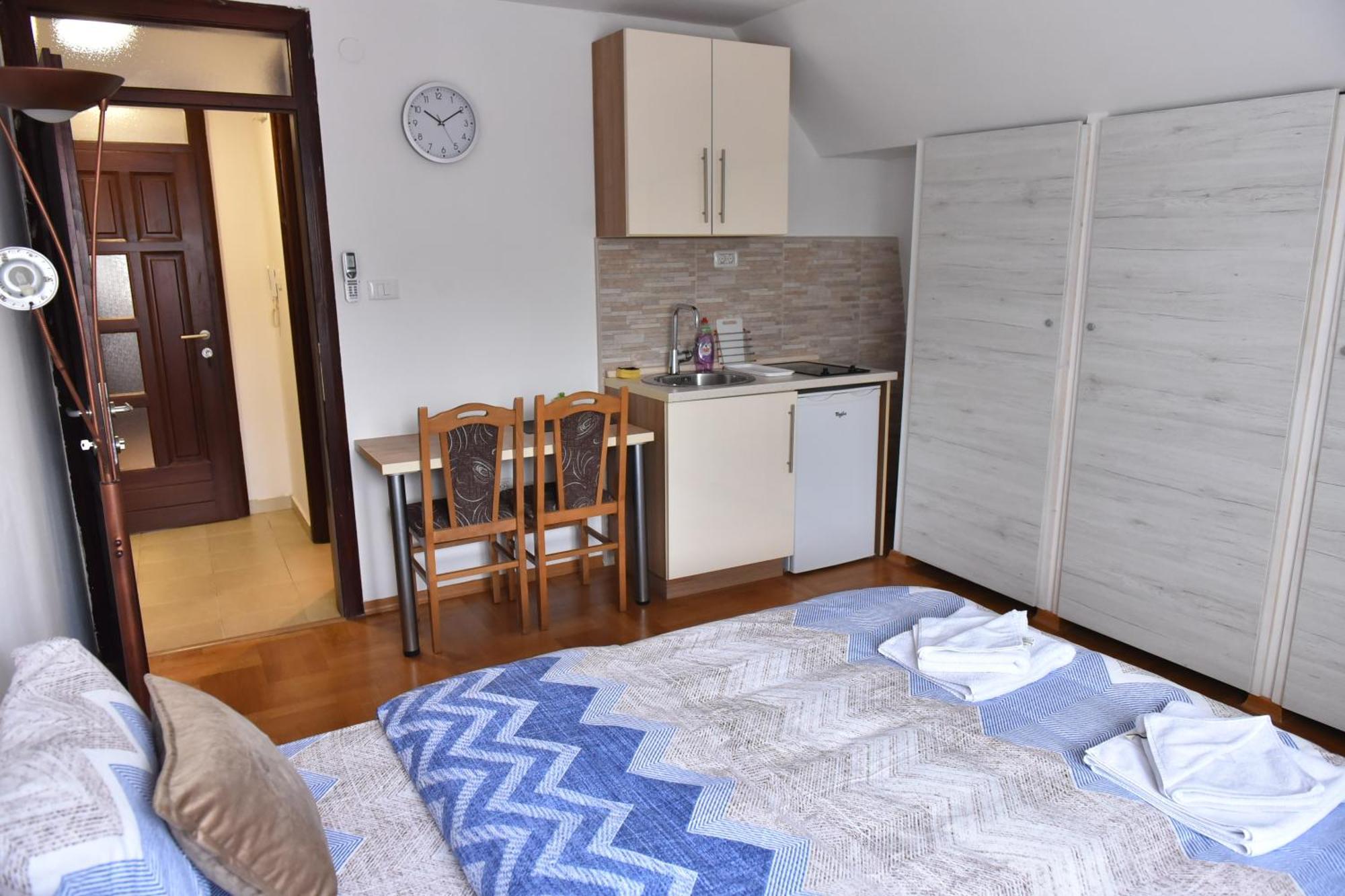 Apartments Ravno 普卢日内 客房 照片